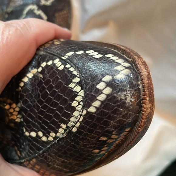 Madewell Frances Snake Embossed Leather Loafer in Warm Ash Multi color size 9.5 - Picture 12 of 16